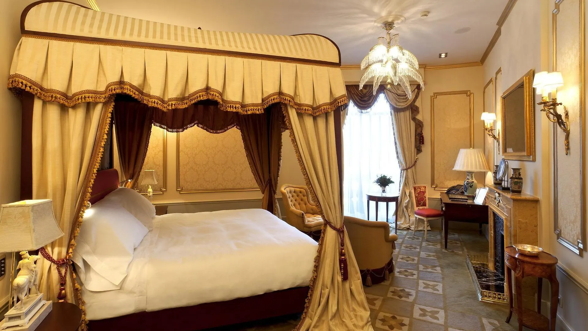 Acta Atrium Palace Barcelona 4*,
