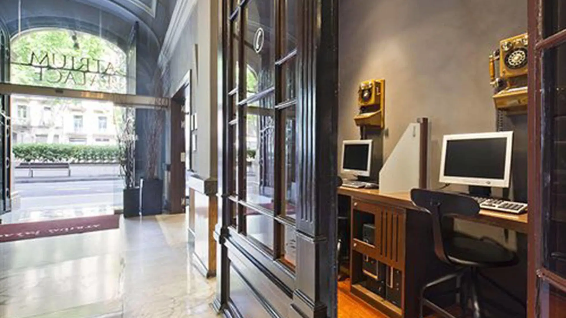 Acta Atrium Palace Barcelona