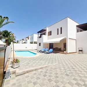 las-caletas-holiday-home.in-canary-islands.com/